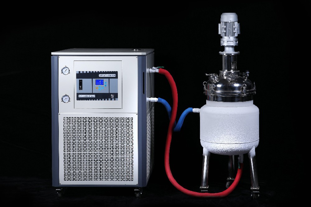 密闭型低温冷却液循环泵配套